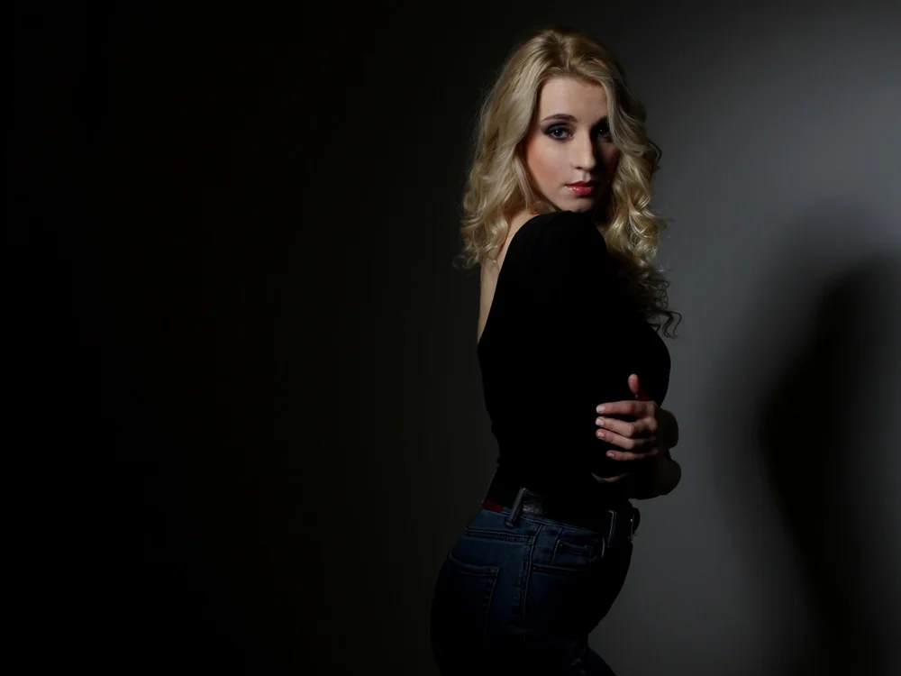 KenzieDawton — Stripchat 直播模特：照片与资料