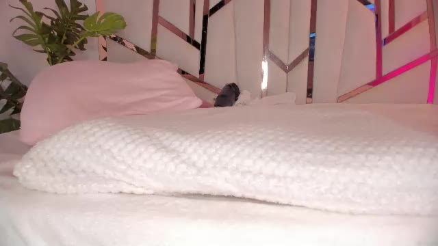 shy_booty18 – уебкам модел в Chaturbate: снимки