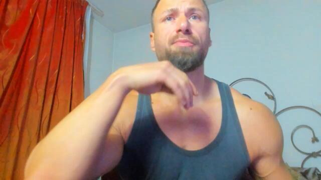 Preview photo of webcam model romario-h on Flirt4Free