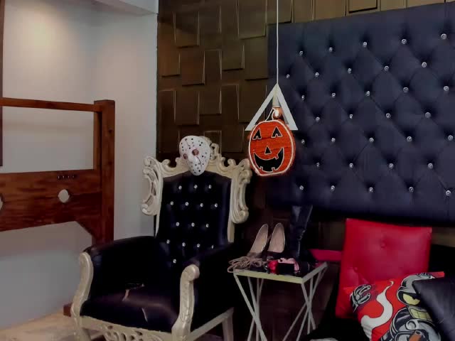 alicejelanni, model webcam de XloveCam: fotos