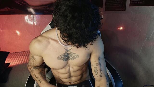 brayls-dwayne — Flirt4Free ওয়েবক্যাম মডেল: ছবি