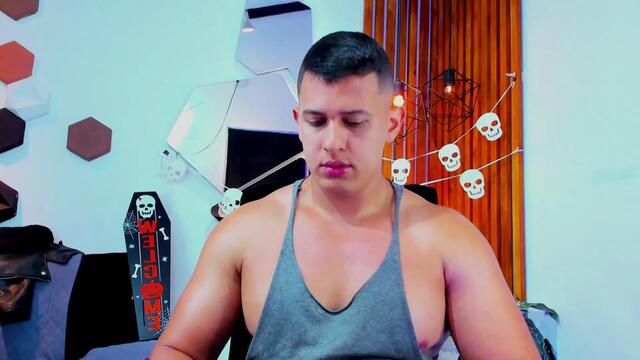 roman-croft na Flirt4Free: fotky a profil