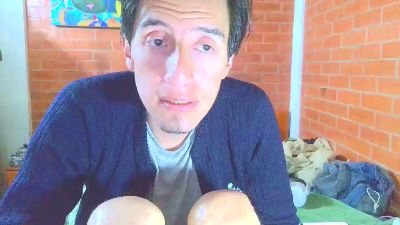 Preview photo of webcam model johan70sexy on Cam4