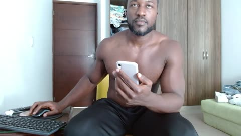 nikeblack — BongaCams वेबकैम मॉडल: फ़ोटो
