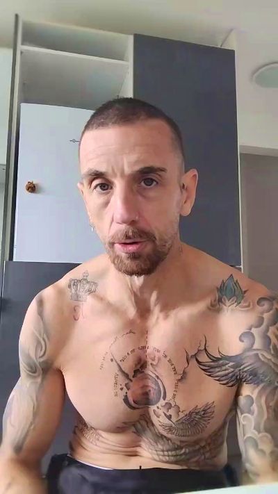 neotrix33 – уебкам модел в Cam4: снимки