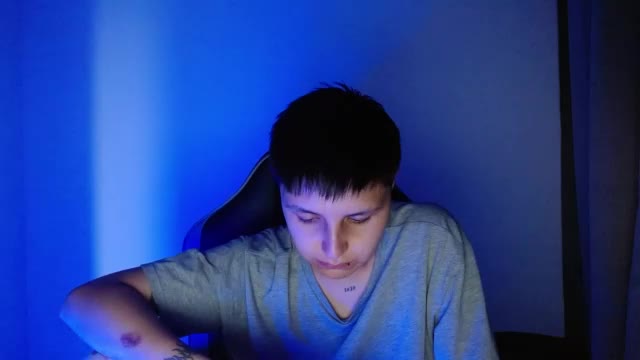 veronicaelite16 ב-Chaturbate: תמונות ופרופיל