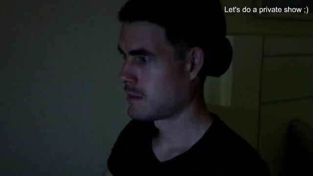 Preview photo of webcam model brent-shafter on Flirt4Free