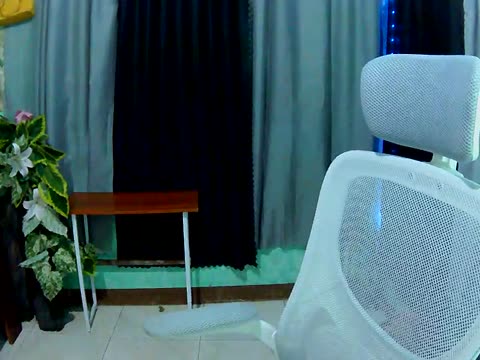 elischenx21 – BongaCams webkamerás modell