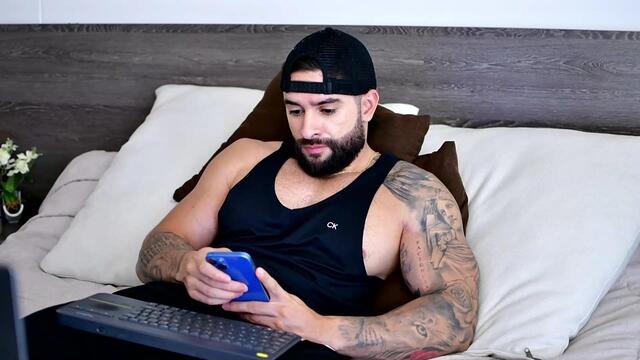 lukhas na Flirt4Free: fotky a profil
