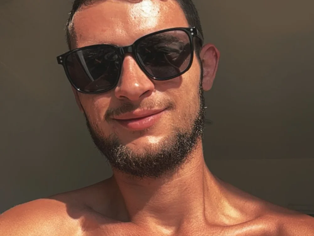 weedy8, μοντέλο webcam στο Stripchat