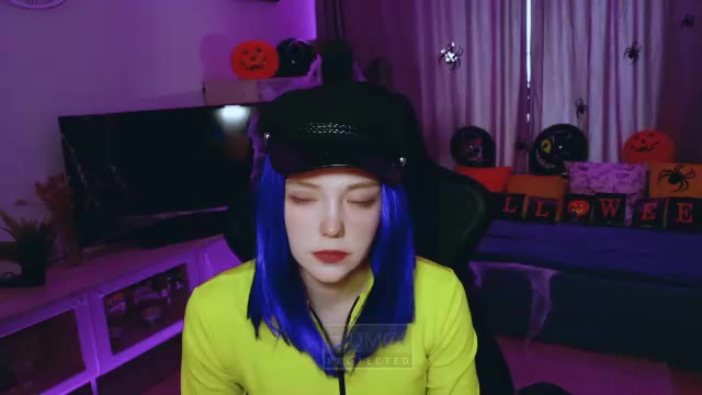 harleyquinsy – Webcam-Modell auf Chaturbate