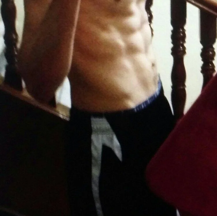 Greekartsguru, webcammodell på Stripchat: bilder