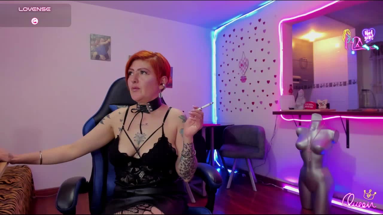 Preview photo of webcam model mafercougar on XloveCam