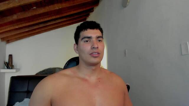 Preview photo of webcam model james-gray on Flirt4Free