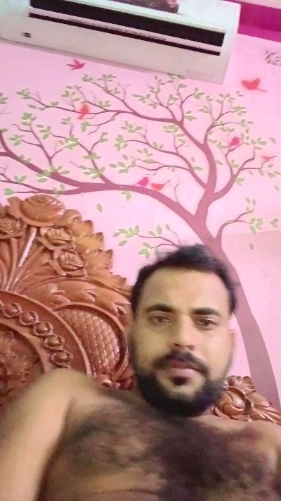 chiranjitho1 na Cam4: fotky a profil