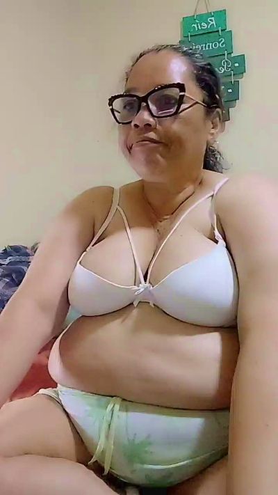 valerillis: عارضة كاميرا ويب على Cam4