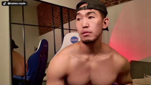Preview photo of webcam model sir_teo on Chaturbate