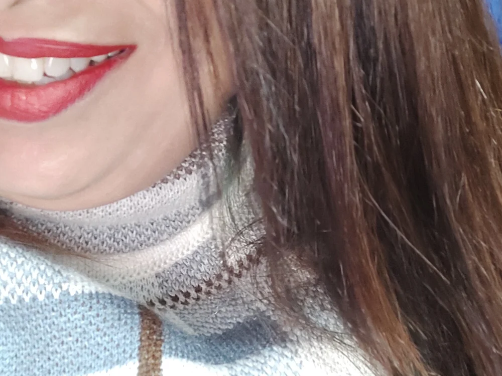 Preview photo of webcam model Khushi_je on Stripchat