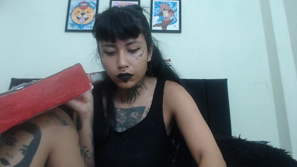 nyxvega (XloveCam): ảnh người mẫu webcam