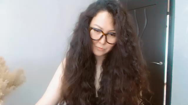 Фото вебкам-модели dalidayes на Chaturbate