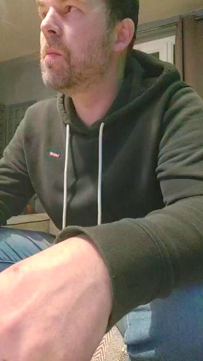 tomsauwer — Cam4 वेबकैम मॉडल: फ़ोटो