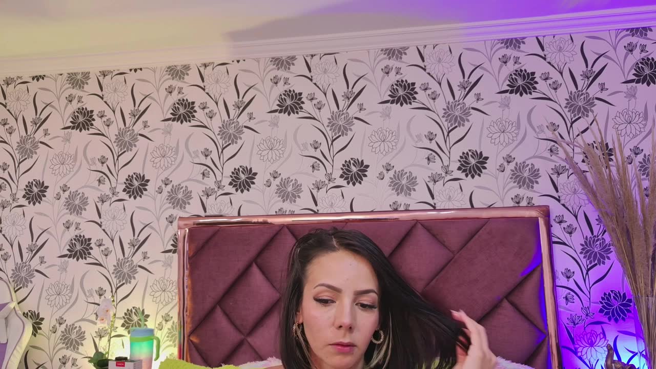 evelinluna – Webcam-Modell auf XloveCam