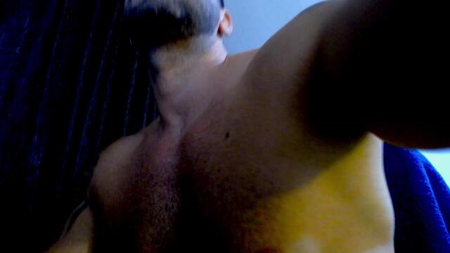 morttek, model webcam de Flirt4Free: fotos