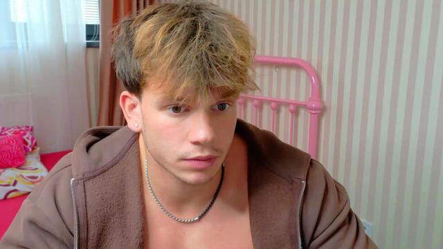 knox-savage, webcammodell på Flirt4Free: bilder