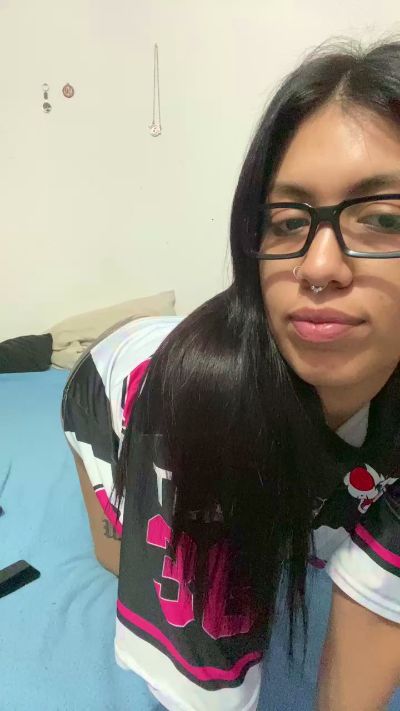 dimearia — Cam4のライブ配信モデル：写真・プロフィール