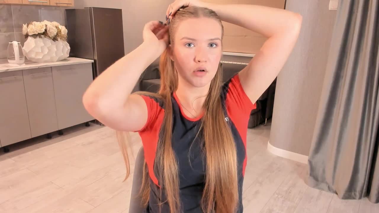 elisechristain na XloveCam: fotky a profil