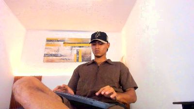 zander_20, model webcam de Cam4: fotos