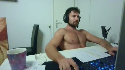 alpha_hunk na Cam4: zdjęcia i profil