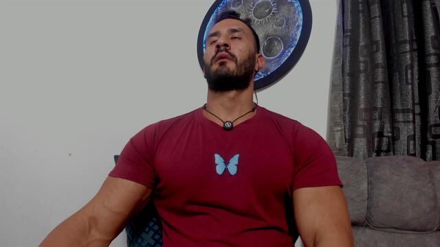 curt-x – уебкам модел в Flirt4Free: снимки