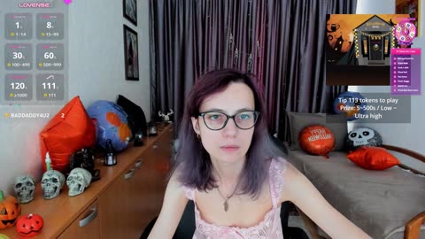 minilussiya, modelo webcam de BongaCams: fotos
