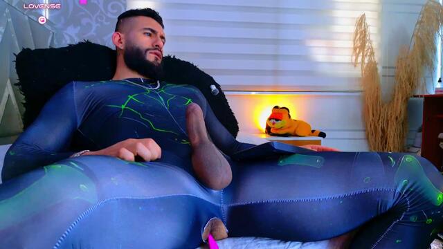 reynel-castro (Flirt4Free): fotod ja profiil