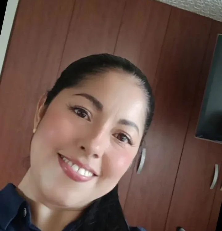 isabella_milf_, μοντέλο webcam στο Stripchat