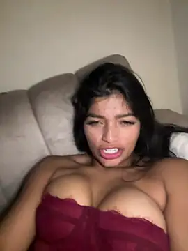 AgathaGeorgiou — Stripchatのライブ配信モデル：写真・プロフィール