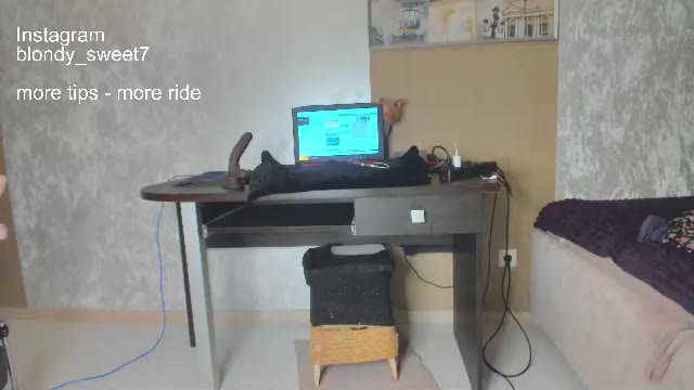 squirt_blondy në Chaturbate: foto dhe profili