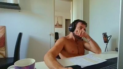 Preview photo of webcam model alpha_hunk on Cam4