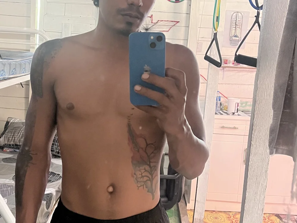 horusgod92, modelo webcam do Stripchat: fotos