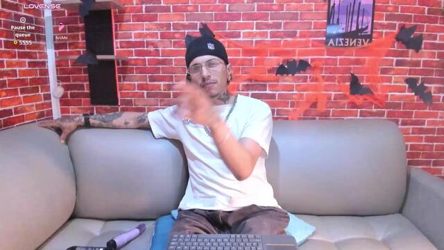 valentino-knox, modelo webcam de Flirt4Free: fotos