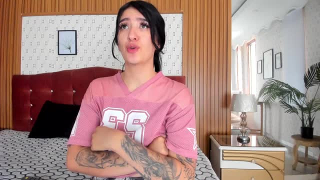 tifanydiaz – уебкам модел в XloveCam: снимки