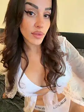 -Alisa — Stripchat वेबकैम मॉडल: फ़ोटो