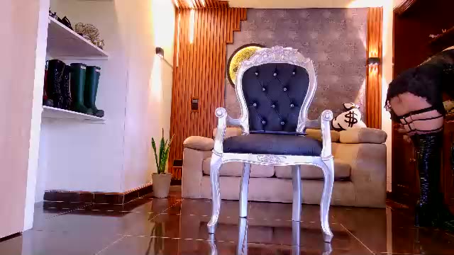 sharith_gh, model webcam de Chaturbate: fotos