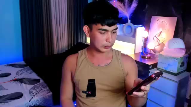 asianrimmerguy, webcammodell på Chaturbate: bilder