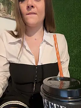 CrazyTori, вебкам модел на Stripchat: слике