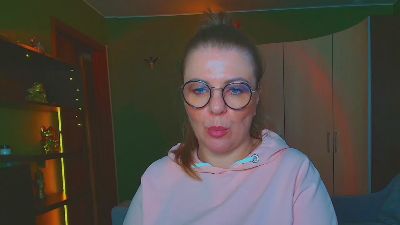 veronnikag — Cam4のライブ配信モデル：写真・プロフィール