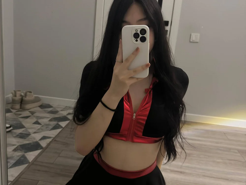 SecretTiny บน Stripchat: รูปภาพและโปรไฟล์