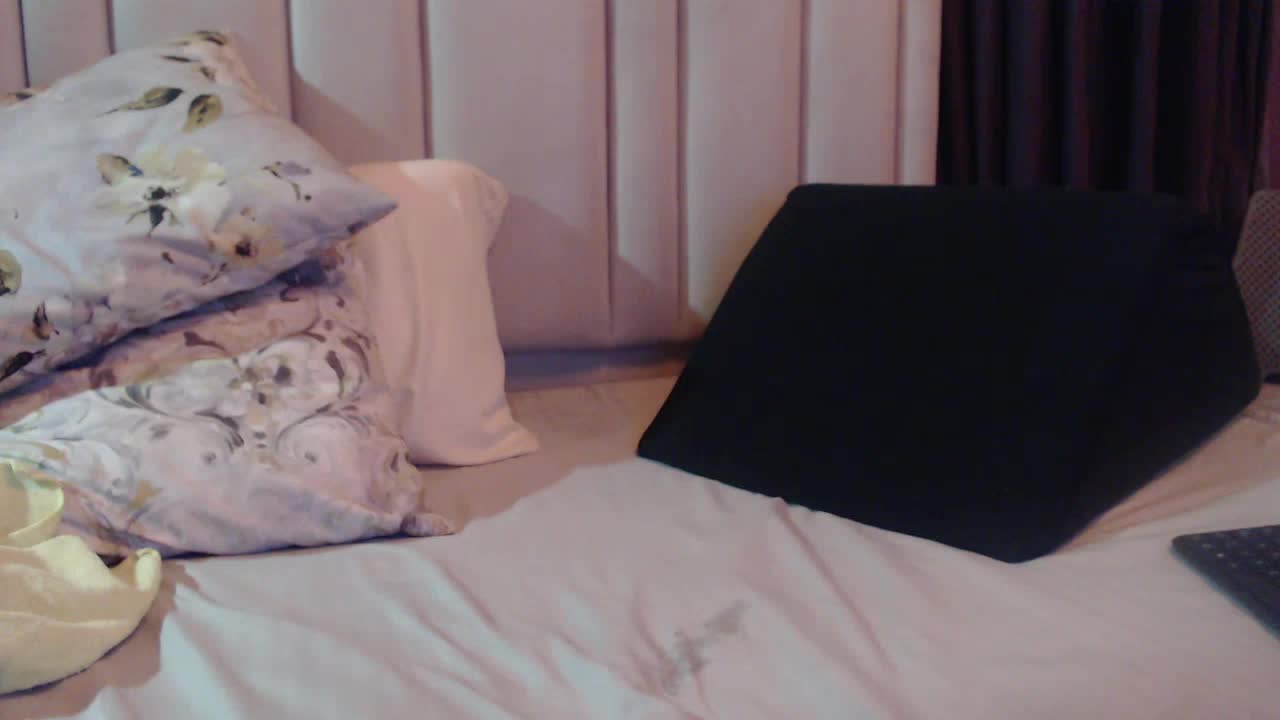 Preview photo of webcam model terrygreen on XloveCam
