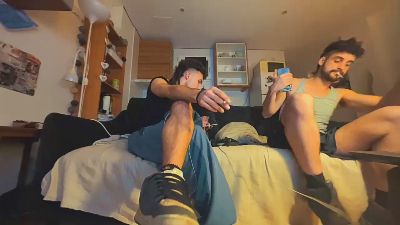 guilleyleo na Cam4: fotky a profil